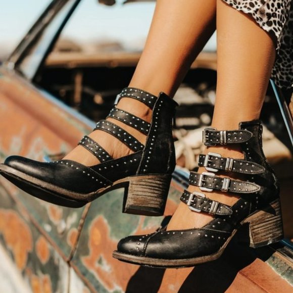 Gorgeous Felicity Freebird Shoes 